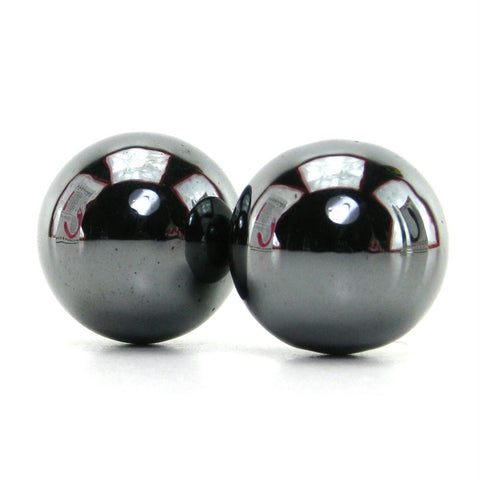 Nen-Wa Magnetic Hematite Balls in Black