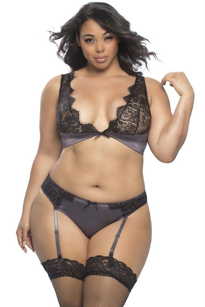 Arabella Smokey Bra & Panty in 2X